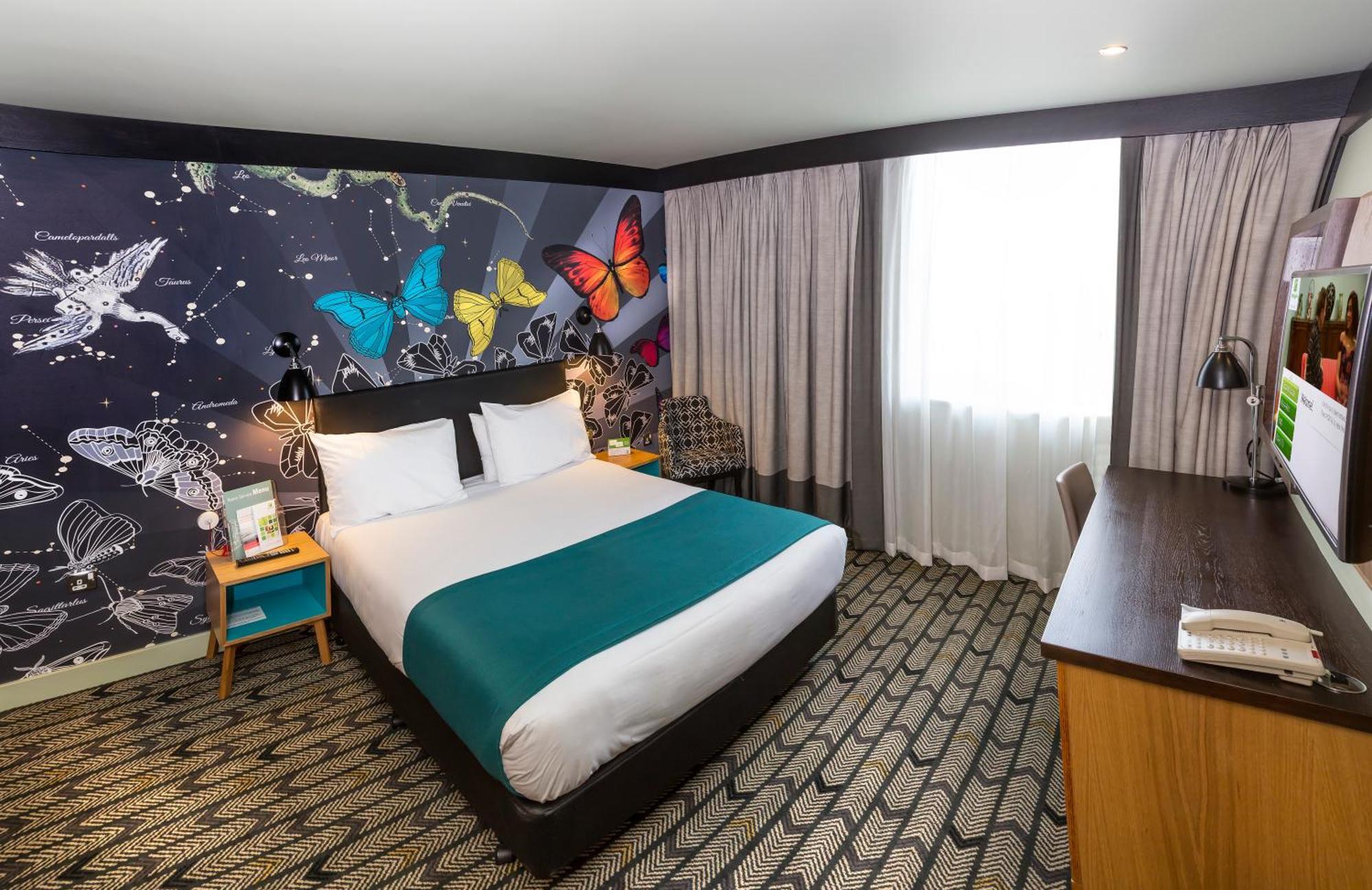 Holiday Inn Salisbury - Stonehenge By Ihg Amesbury Exterior foto